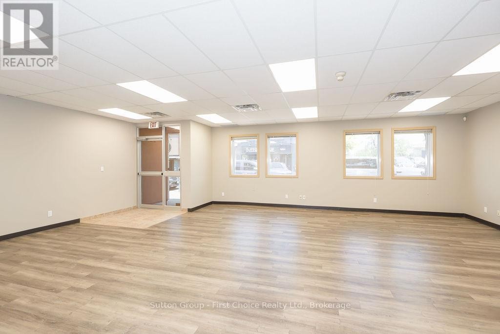 












154 DOWNIE STREET

,
Stratford,




Ontario
N5A1X1

