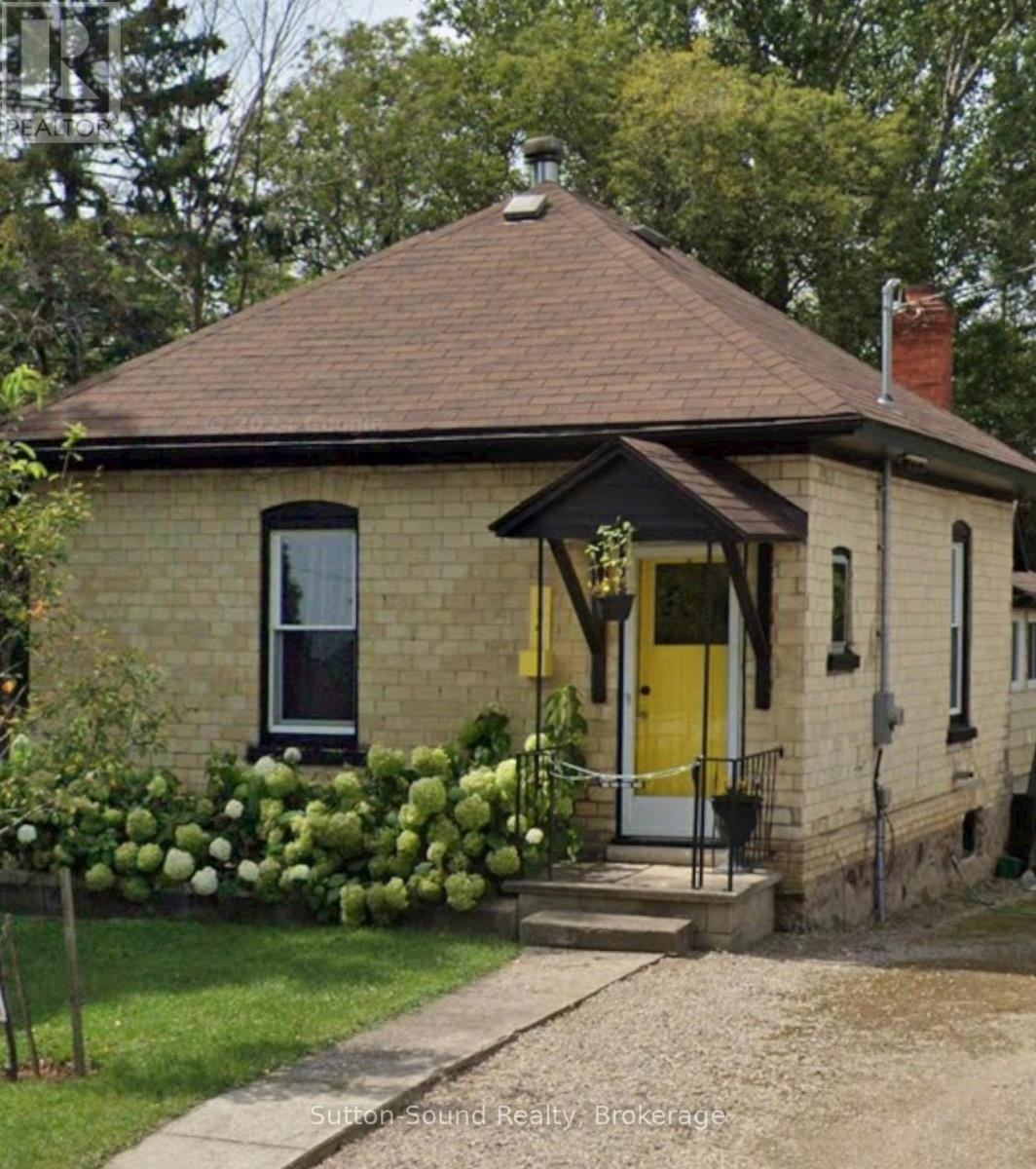 












184 GOULD STREET

,
South Bruce Peninsula,




Ontario
N0H2T0


