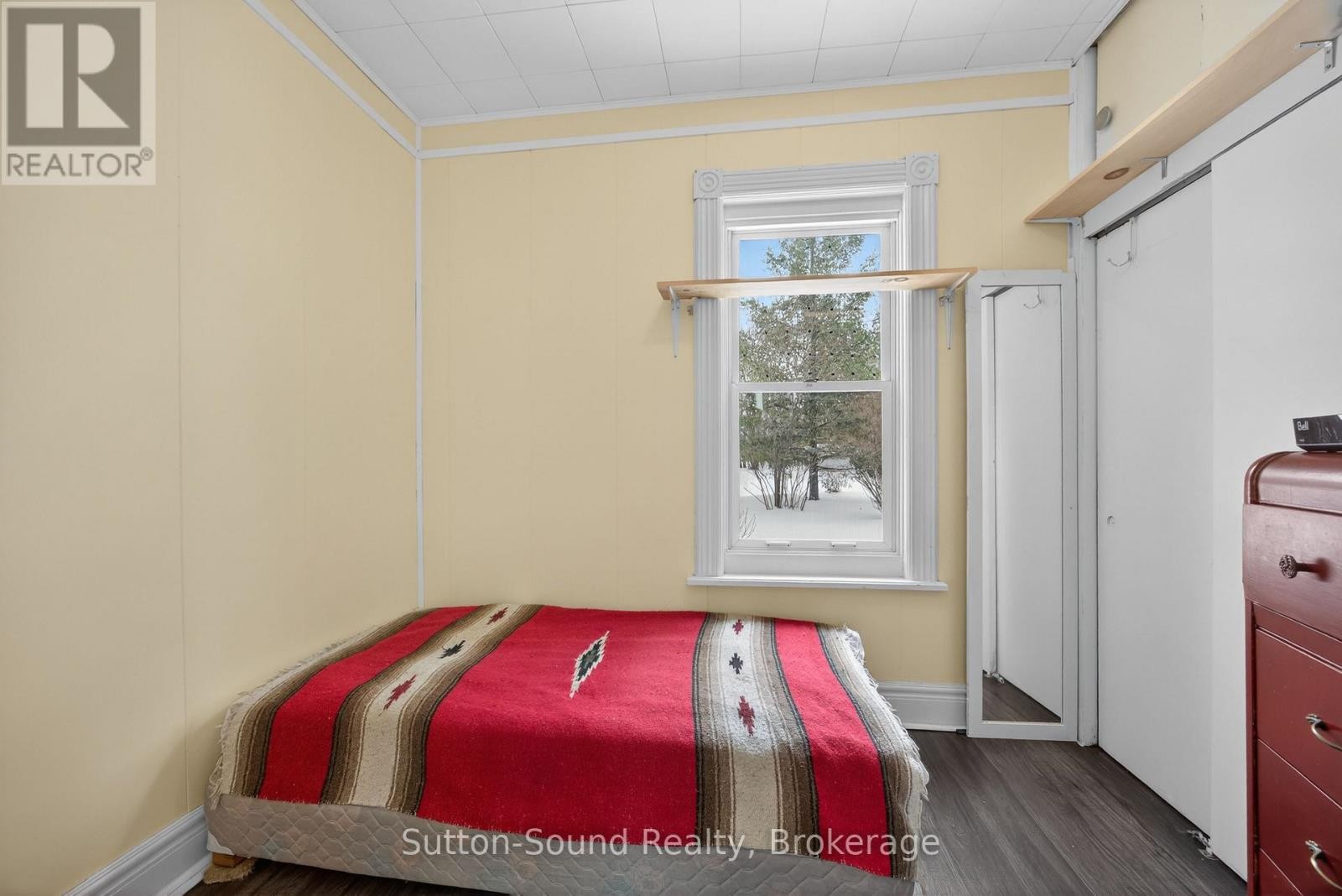 












184 GOULD STREET

,
South Bruce Peninsula,




Ontario
N0H2T0

