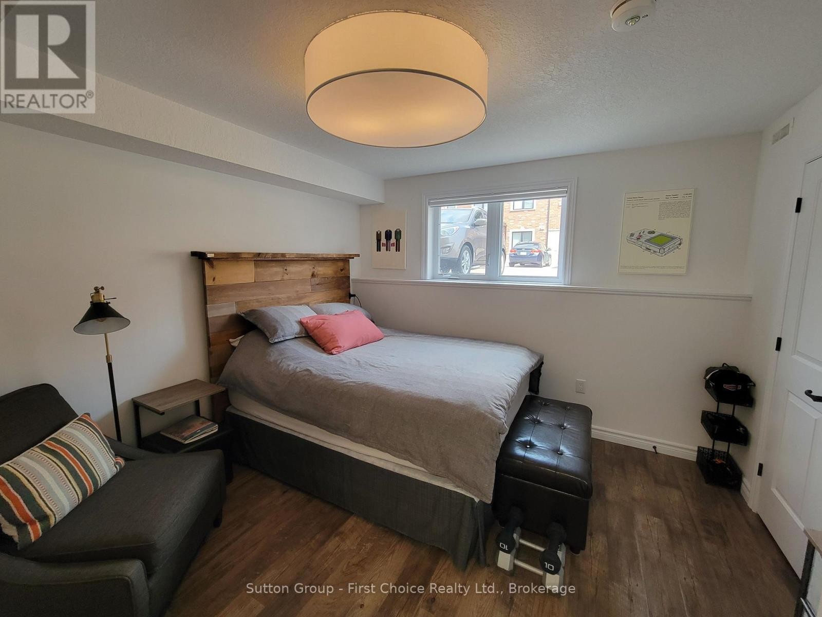 












5 - 3205 VIVIAN LINE 37

,
Stratford,




Ontario
N5A0H8

