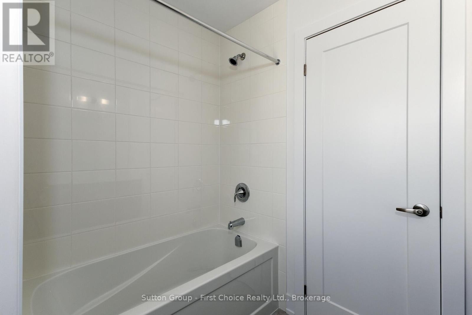 












60 BALLADRY BOULEVARD

,
Stratford,




Ontario
N5A6S6

