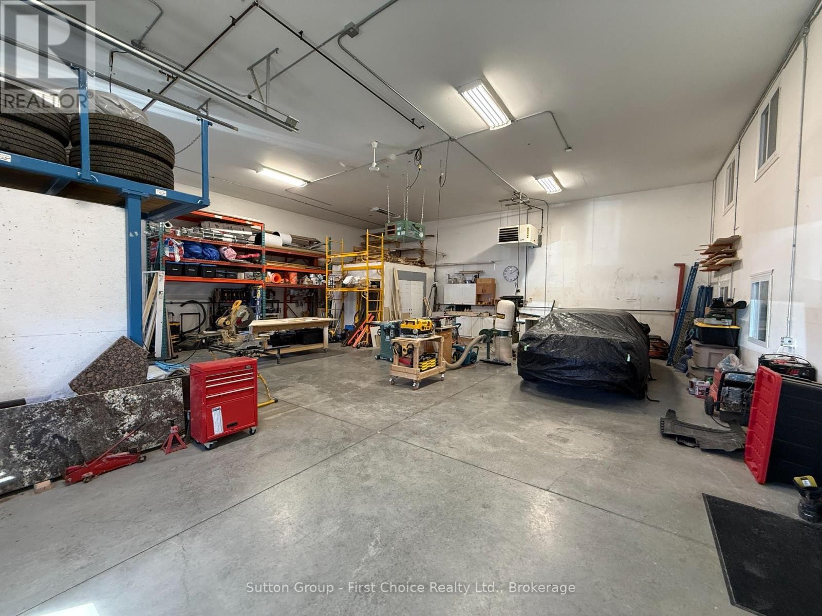 












A - 90 LINTON AVENUE

,
Stratford,




Ontario
N5A0B1

