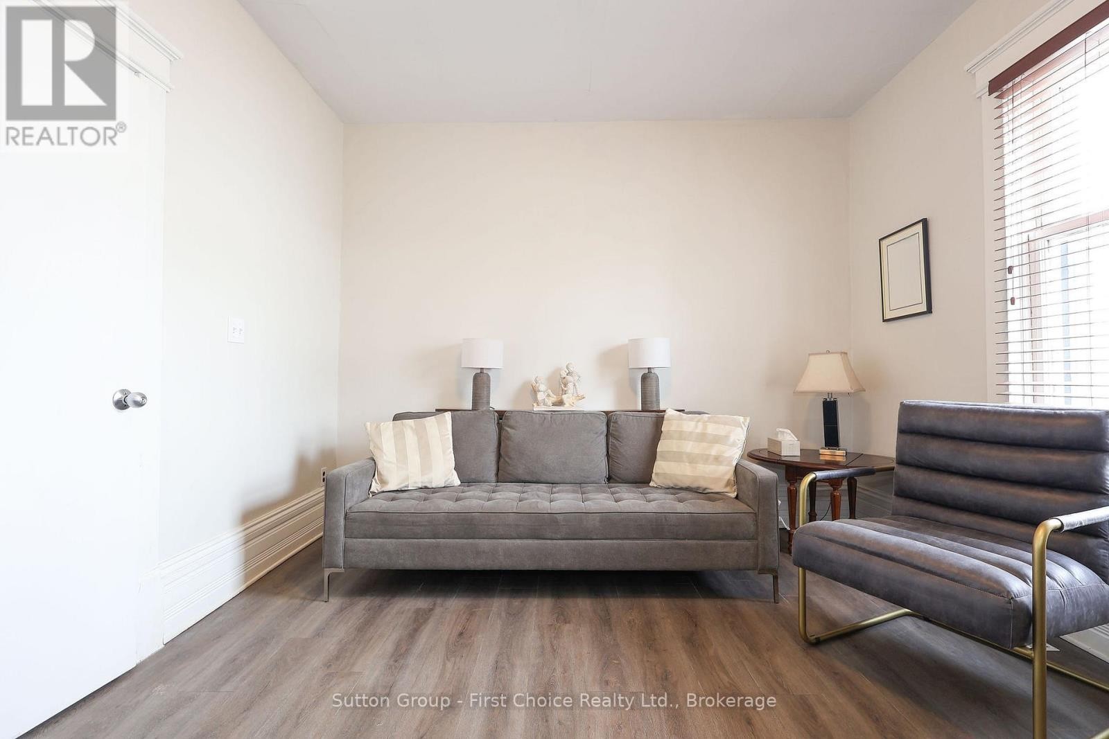 












MAIN - 153-157 HURON STREET

,
Stratford,




Ontario
N5A5S9

