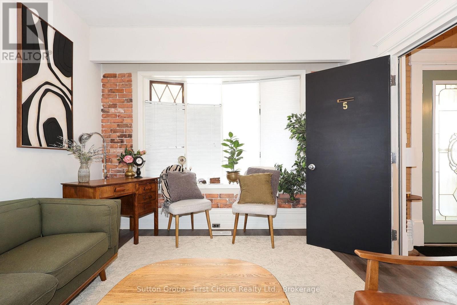 












MAIN - 153-157 HURON STREET

,
Stratford,




Ontario
N5A5S9

