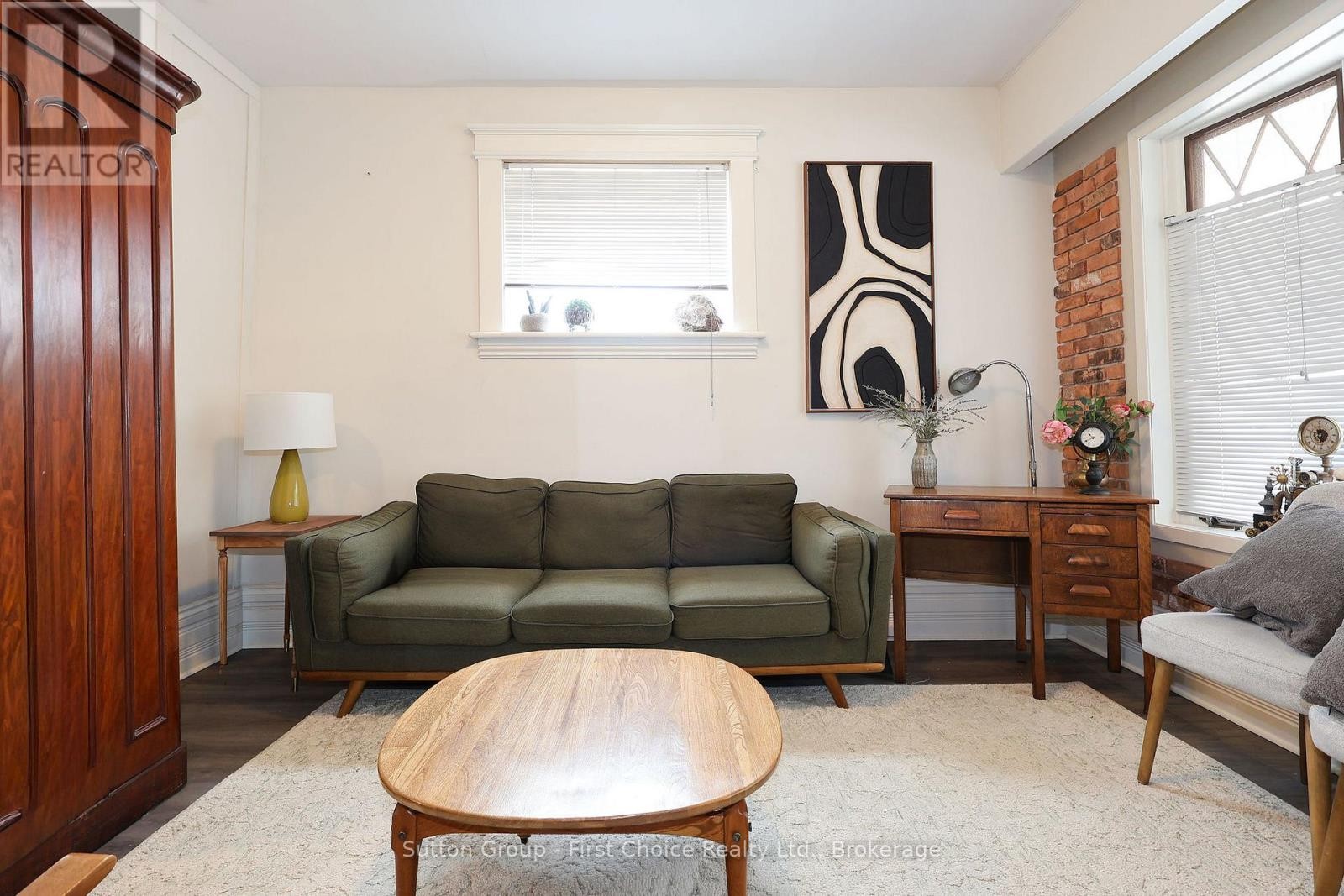 












MAIN - 153-157 HURON STREET

,
Stratford,




Ontario
N5A5S9

