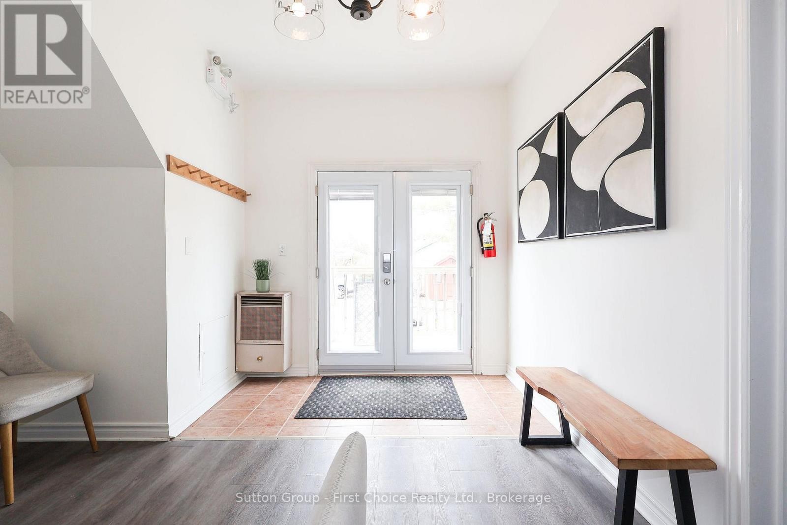 












MAIN - 153-157 HURON STREET

,
Stratford,




Ontario
N5A5S9

