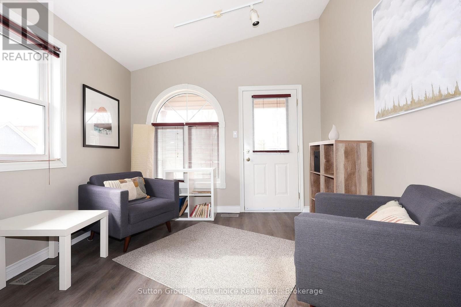 












MAIN - 153-157 HURON STREET

,
Stratford,




Ontario
N5A5S9

