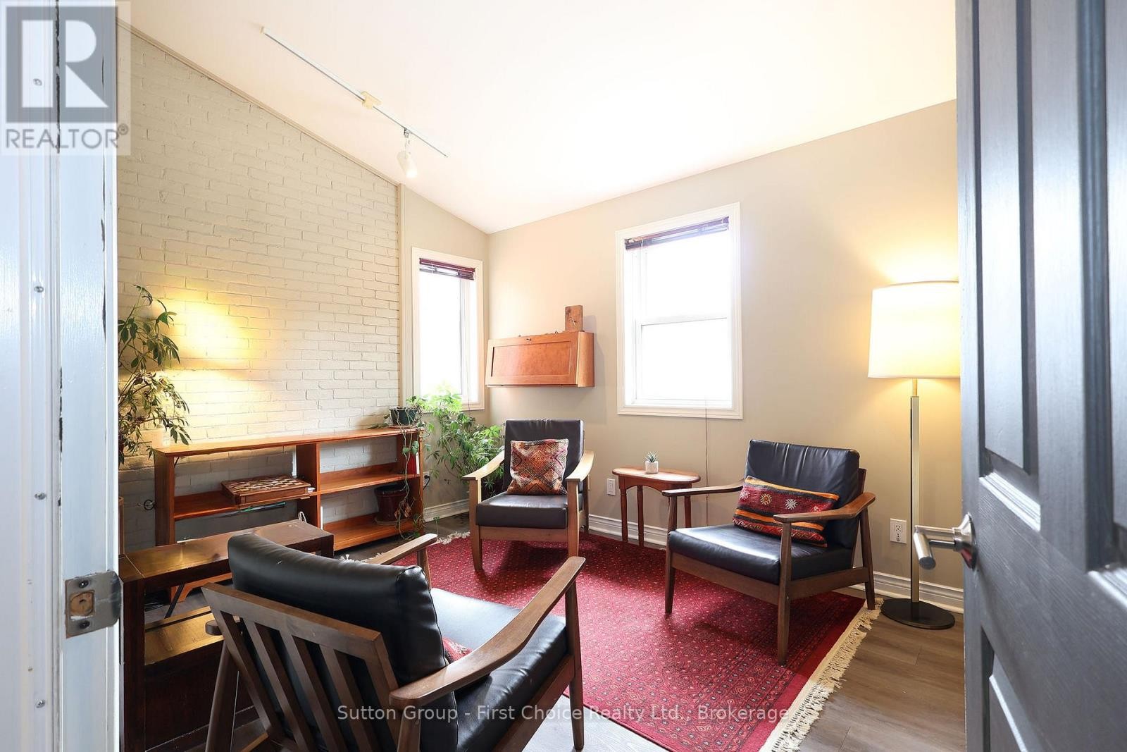 












MAIN - 153-157 HURON STREET

,
Stratford,




Ontario
N5A5S9

