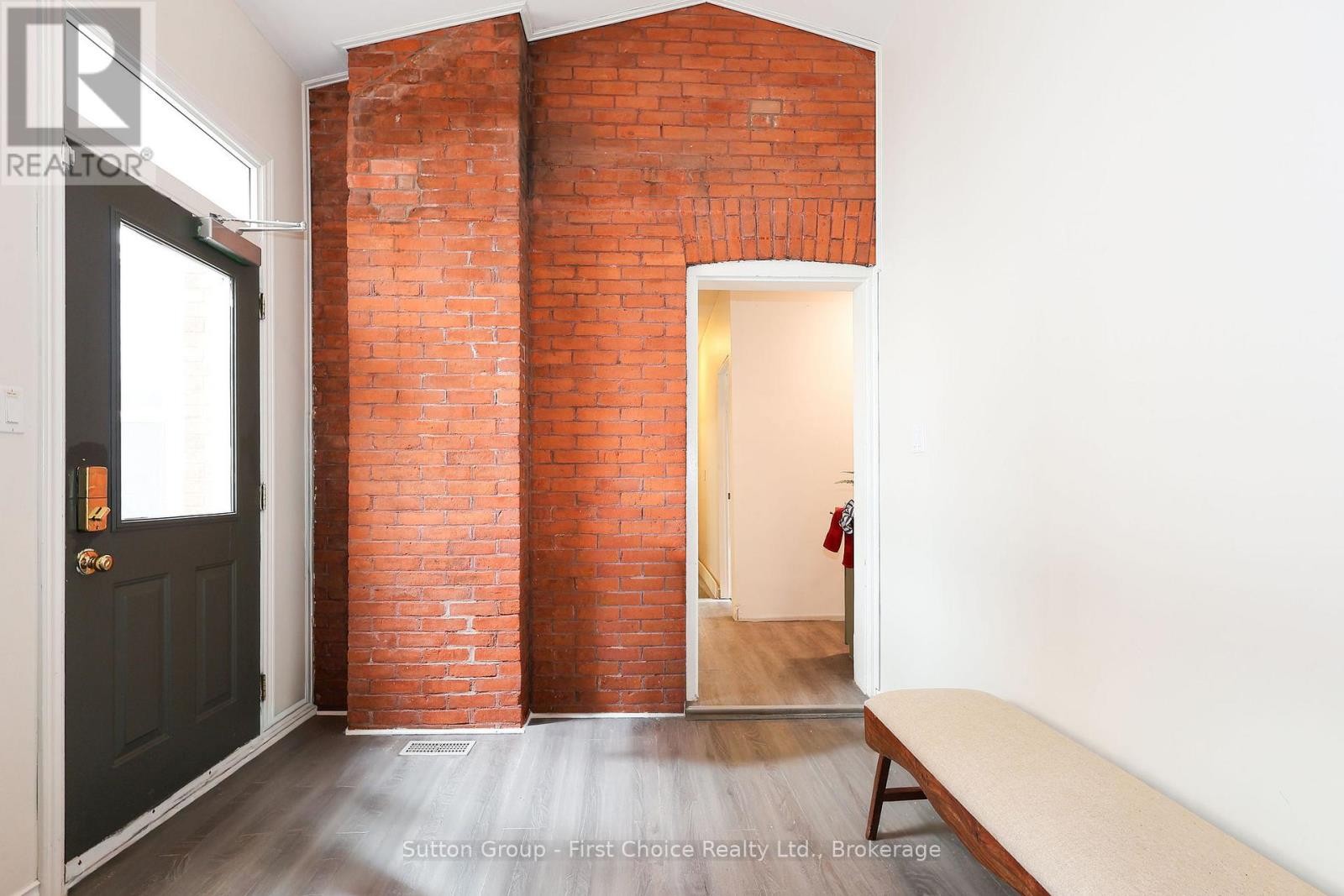 












MAIN - 153-157 HURON STREET

,
Stratford,




Ontario
N5A5S9

