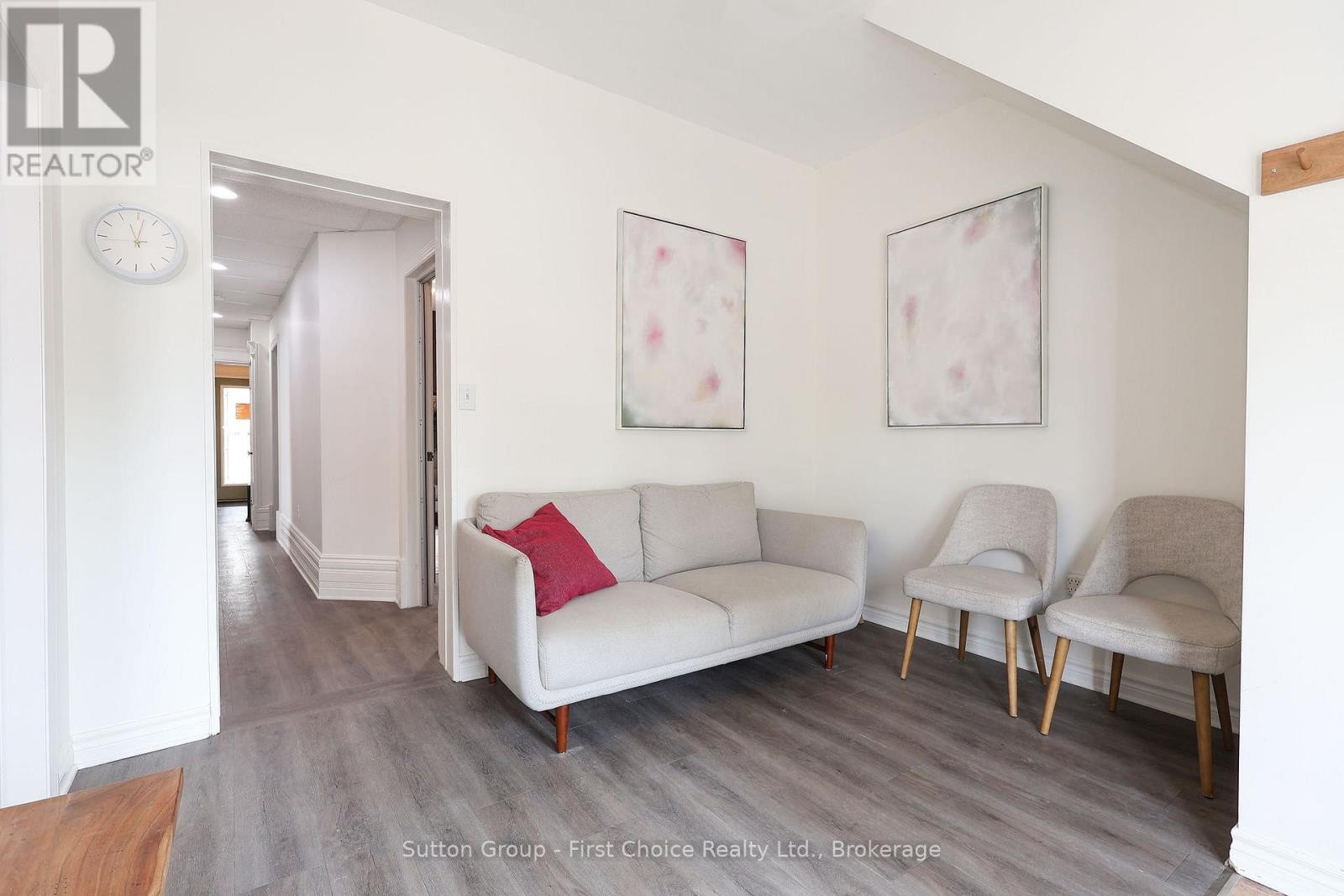 












MAIN - 153-157 HURON STREET

,
Stratford,




Ontario
N5A5S9

