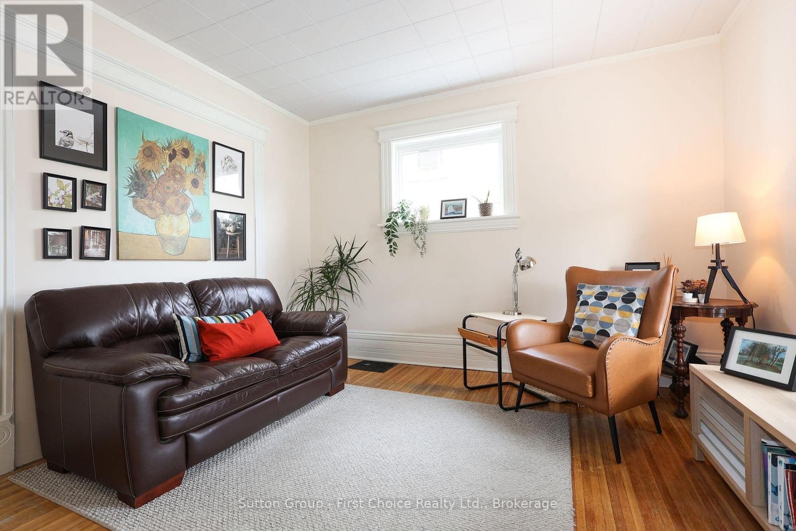 












MAIN - 153-157 HURON STREET

,
Stratford,




Ontario
N5A5S9

