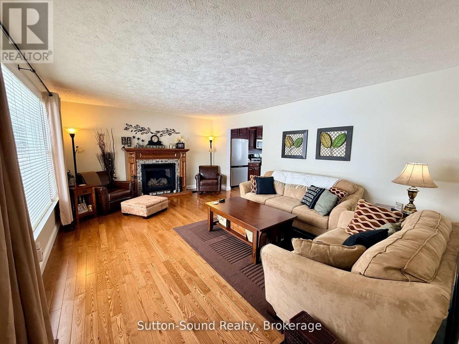 












319 GOULD STREET

,
South Bruce Peninsula,




Ontario
N0H2T0

