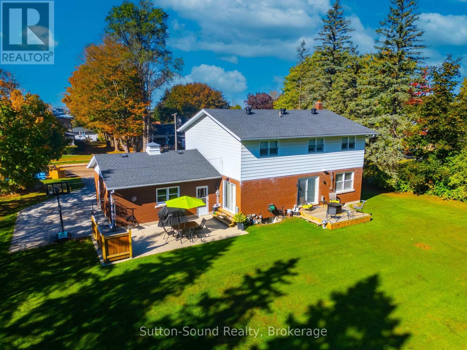 












319 GOULD STREET

,
South Bruce Peninsula,




Ontario
N0H2T0

