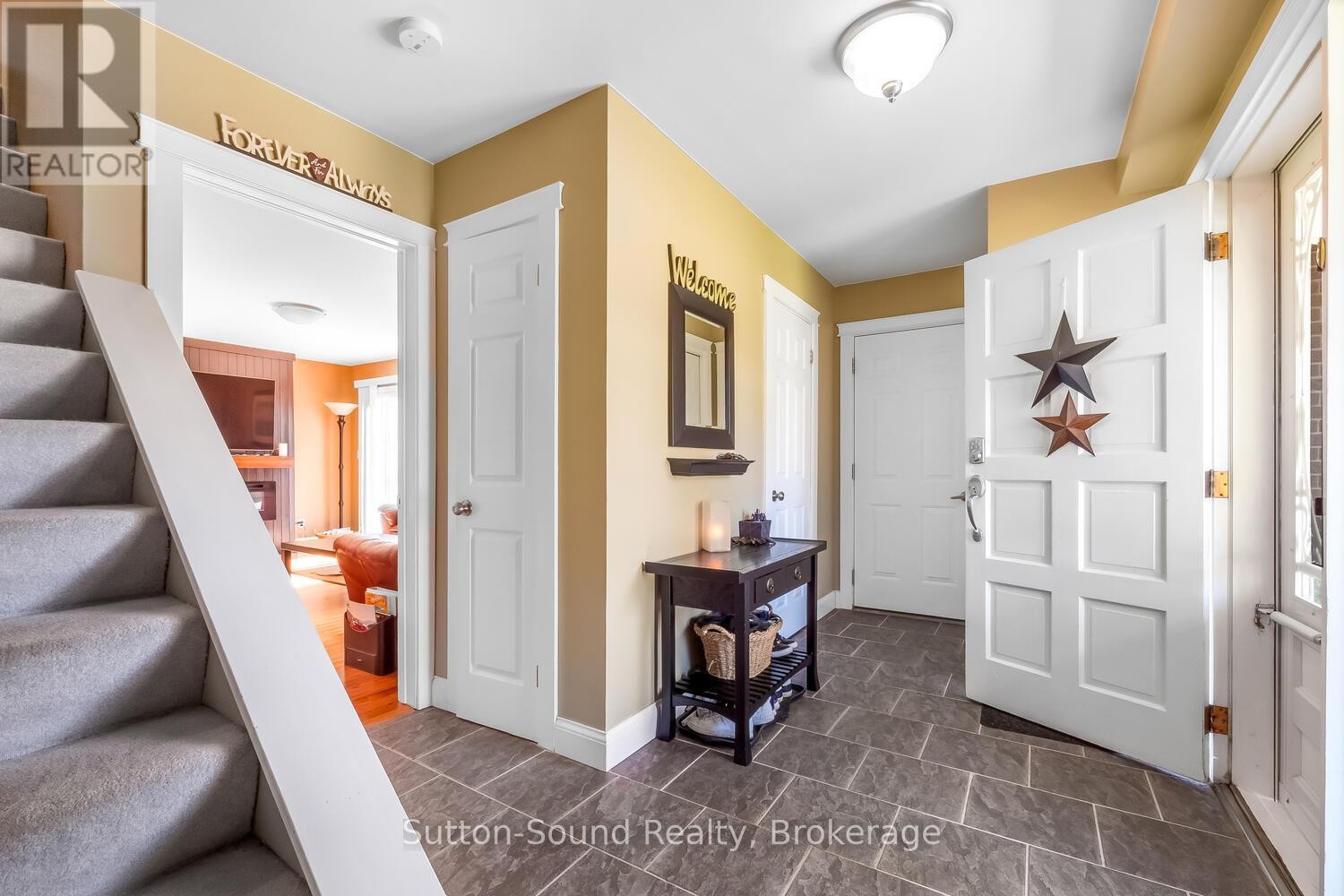 












319 GOULD STREET

,
South Bruce Peninsula,




Ontario
N0H2T0

