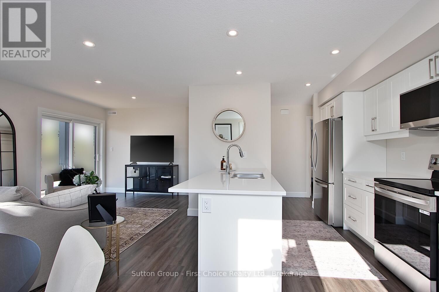 












UNIT 35 - 3202 VIVIAN LINE

,
Stratford,




Ontario
N5A0K6

