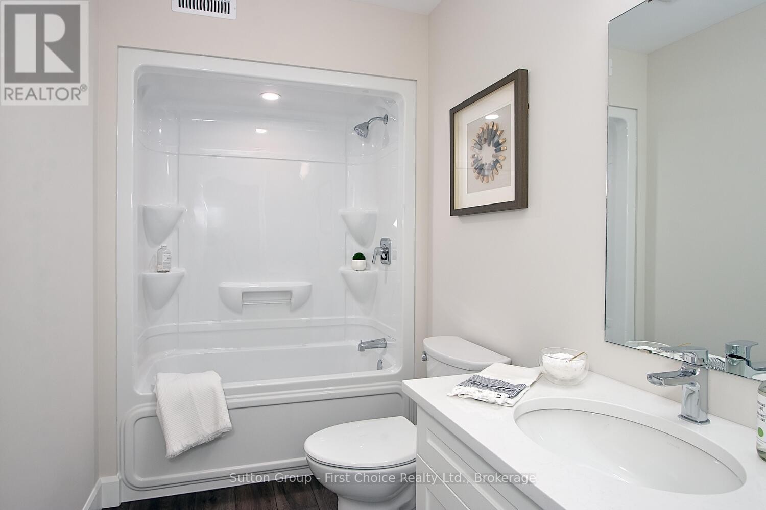 












UNIT 35 - 3202 VIVIAN LINE

,
Stratford,




Ontario
N5A0K6

