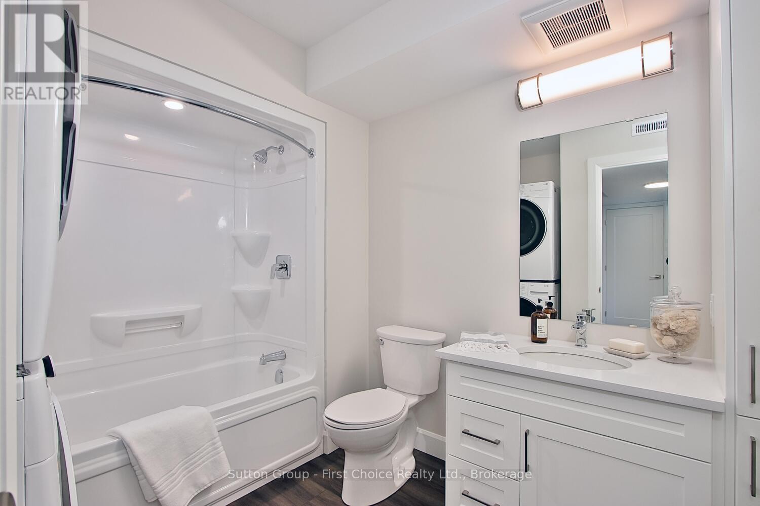 












UNIT 13 - 3202 VIVIAN LINE

,
Stratford,




Ontario
N5A0K6

