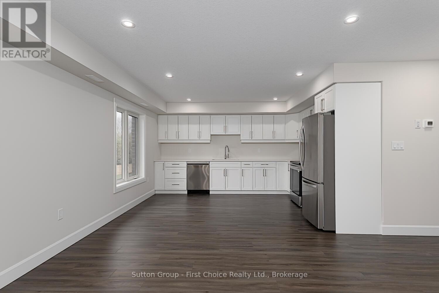 












UNIT 39 - 3202 VIVIAN LINE

,
Stratford,




Ontario
N5A0K6

