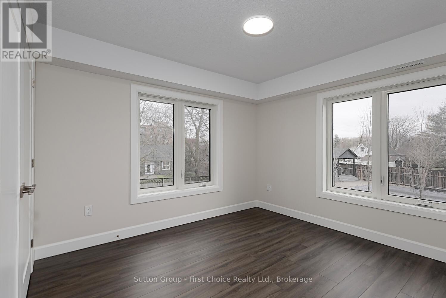 












UNIT 38 - 3202 VIVIAN LINE

,
Stratford,




Ontario
N5A0K6

