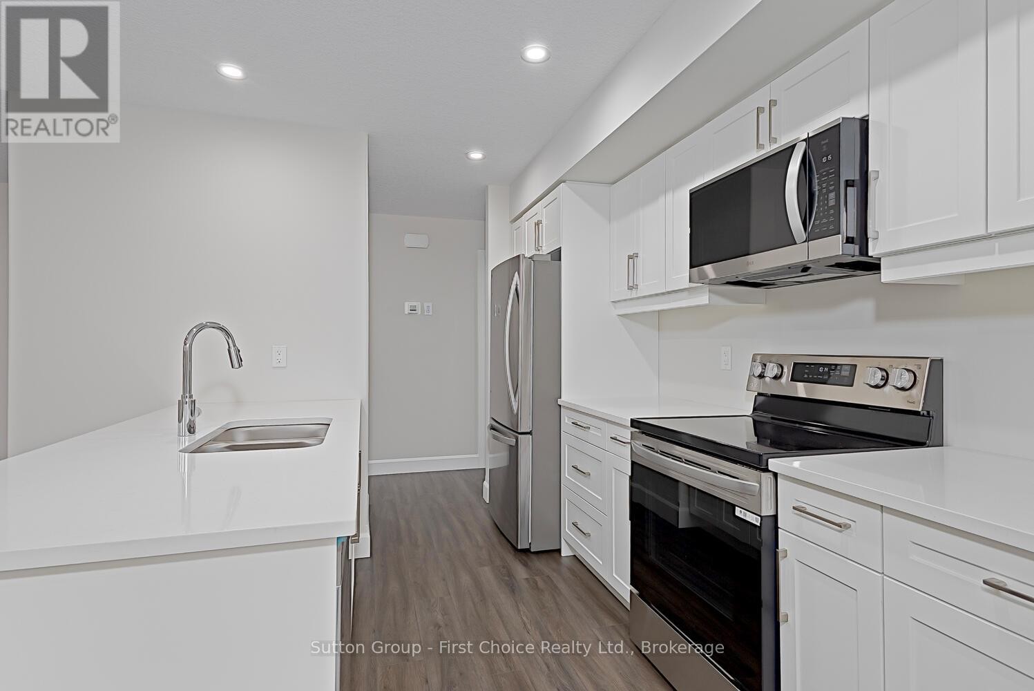 












UNIT 38 - 3202 VIVIAN LINE

,
Stratford,




Ontario
N5A0K6

