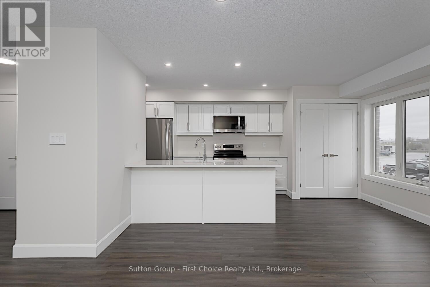 












UNIT 38 - 3202 VIVIAN LINE

,
Stratford,




Ontario
N5A0K6

