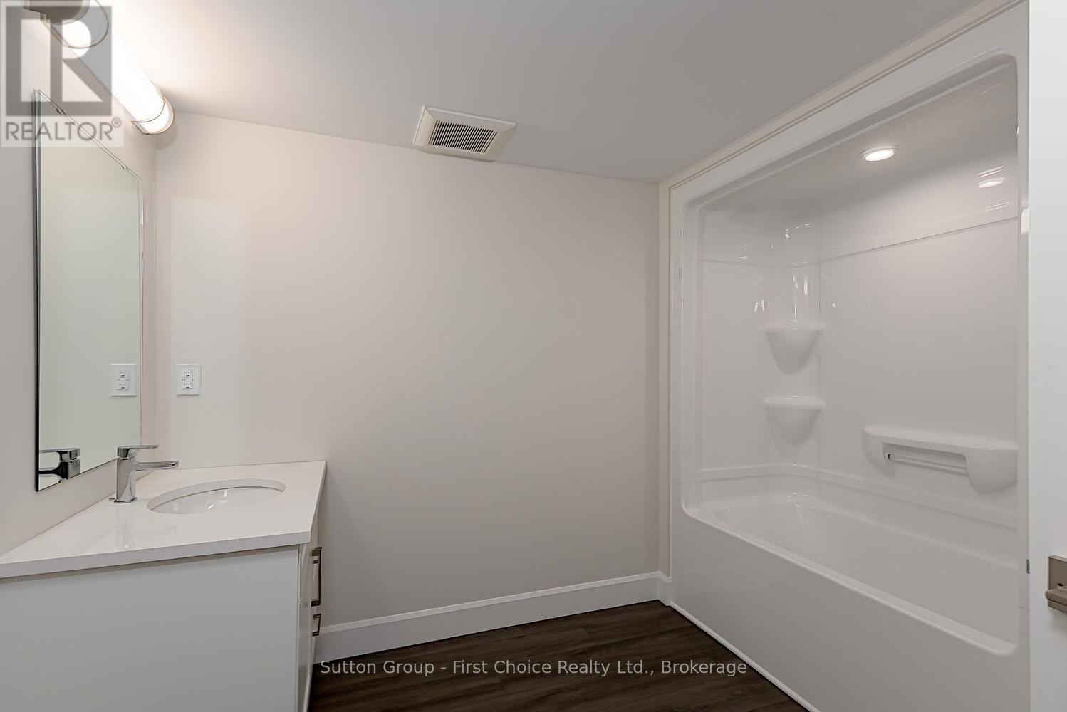 












UNIT 40 - 3202 VIVIAN LINE

,
Stratford,




Ontario
N5A0K6

