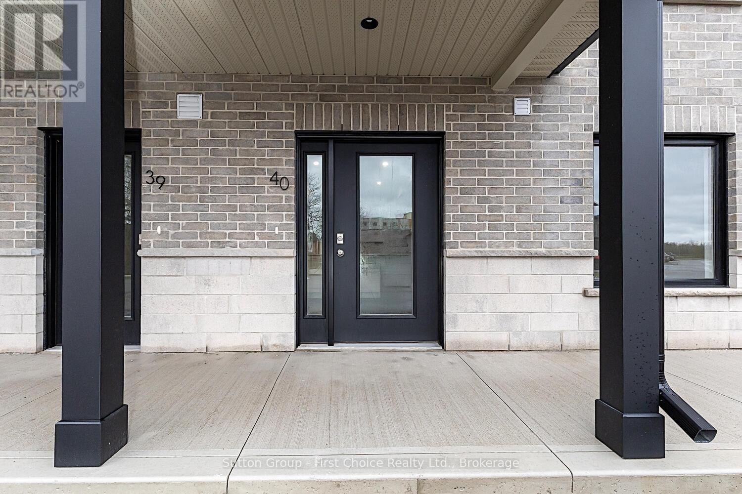 












UNIT 40 - 3202 VIVIAN LINE

,
Stratford,




Ontario
N5A0K6

