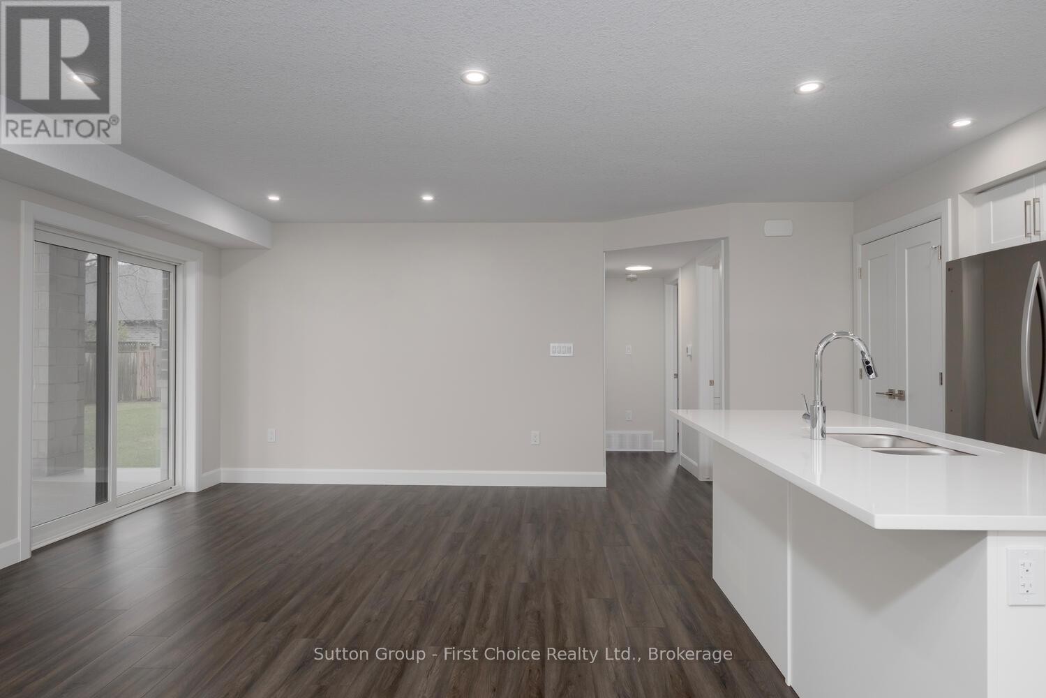 












UNIT 37 - 3202 VIVIAN LINE

,
Stratford,




Ontario
N5A0K6

