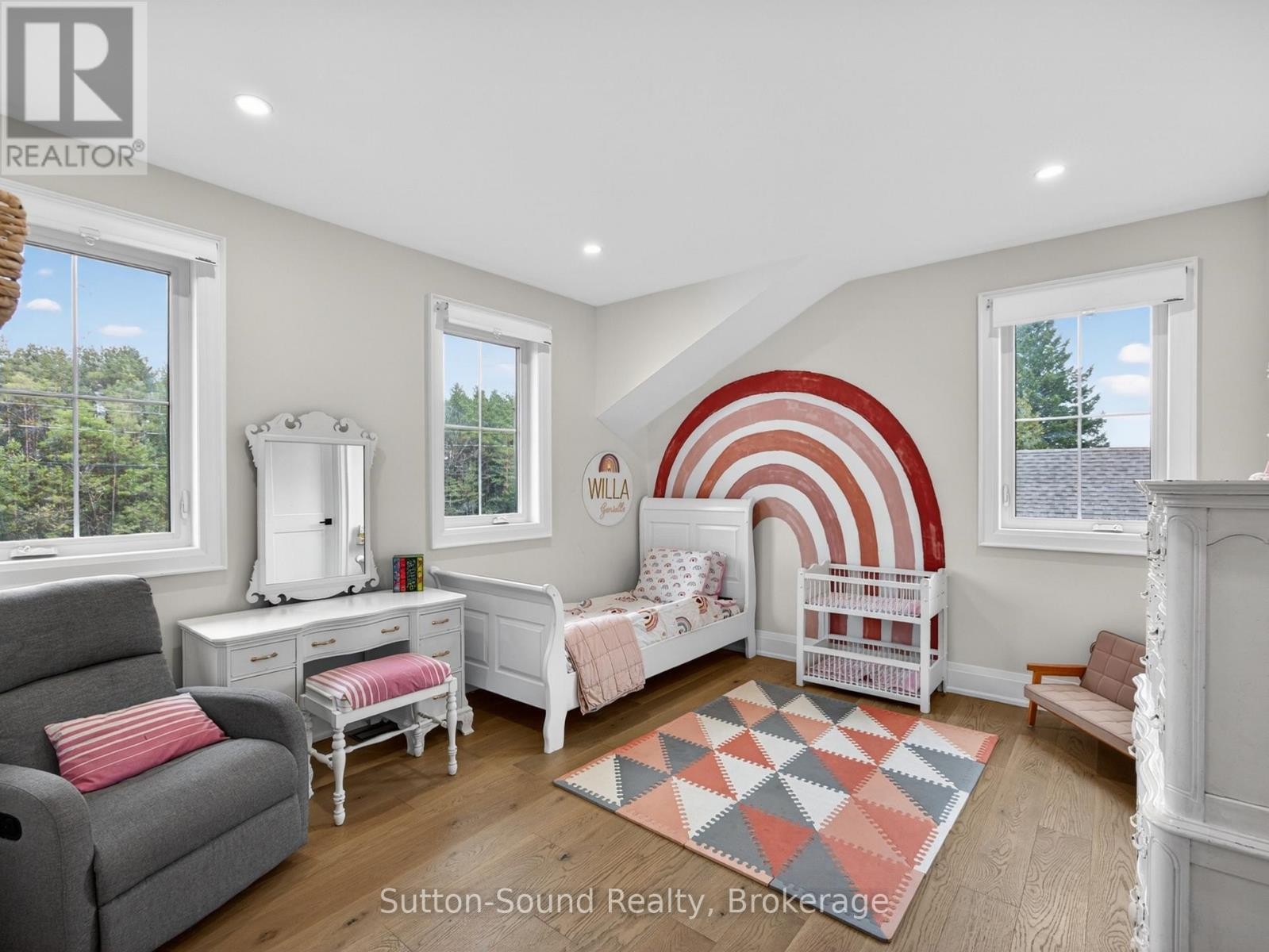












240 BRUCE STREET

,
South Bruce Peninsula,




Ontario
N0H1P0

