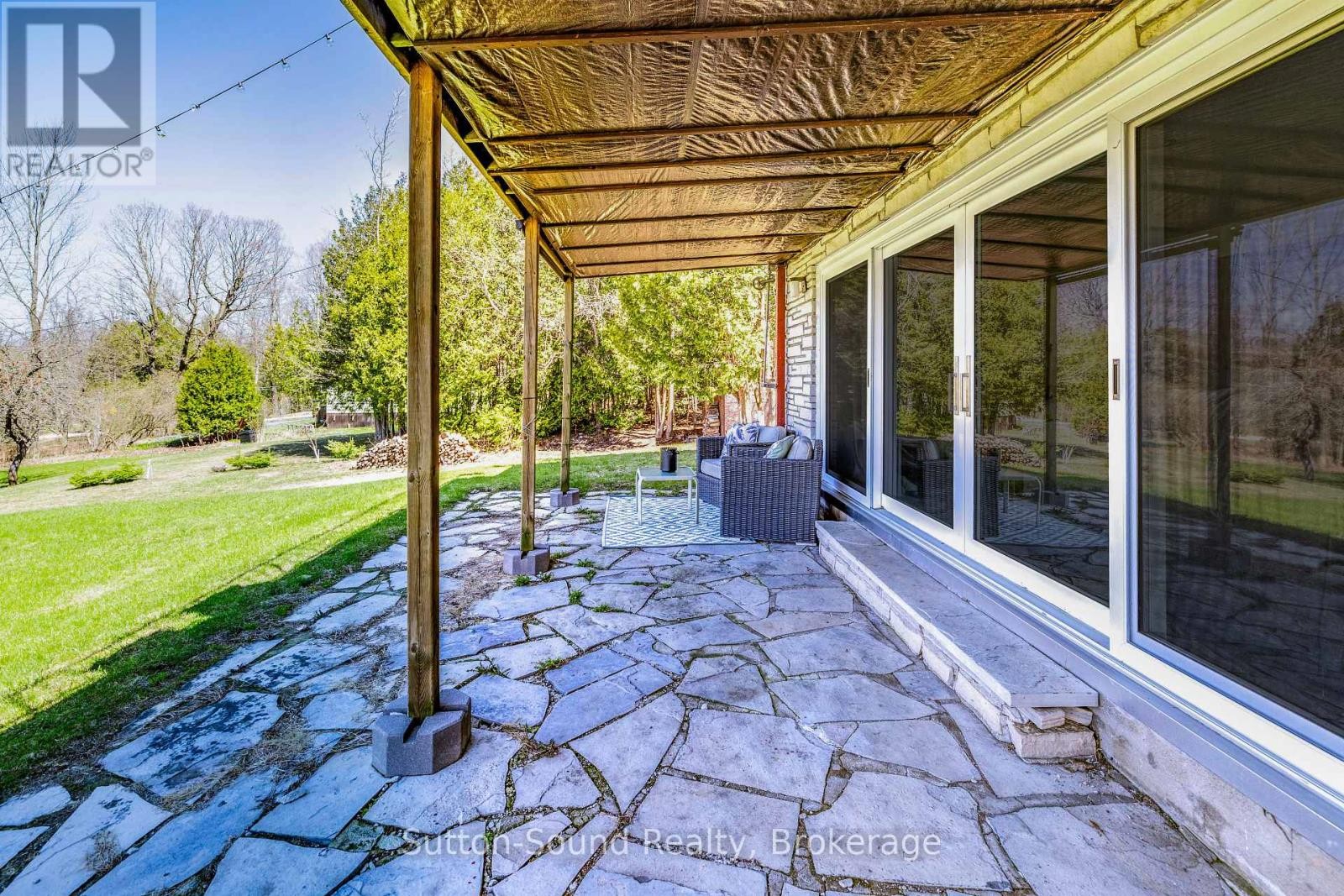 












501297 GREY ROAD 1

,
Georgian Bluffs,




Ontario
N0H2T0

