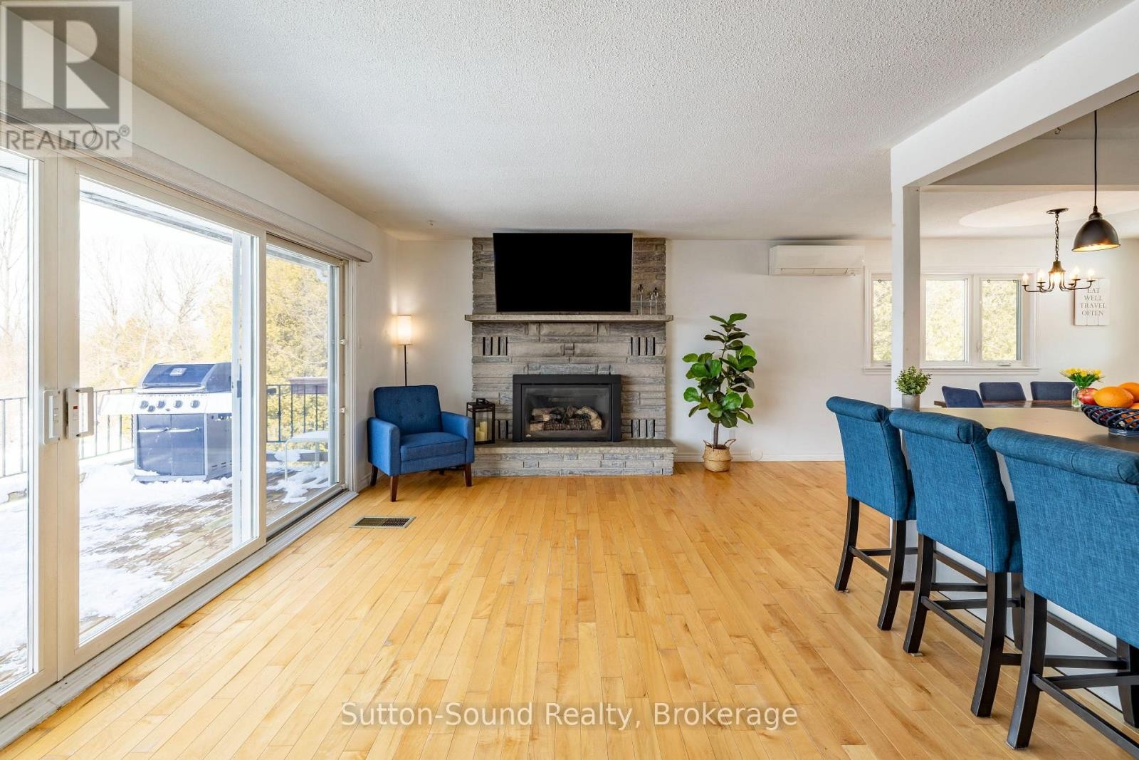 












501297 GREY ROAD 1

,
Georgian Bluffs,




Ontario
N0H2T0

