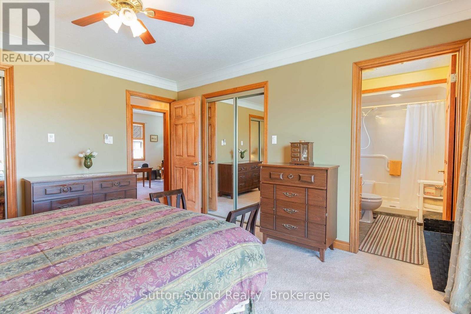 












442513 21 CONCESSION

,
Georgian Bluffs,




Ontario
N0H2T0

