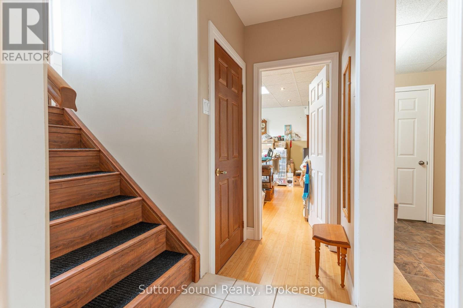 












442513 21 CONCESSION

,
Georgian Bluffs,




Ontario
N0H2T0


