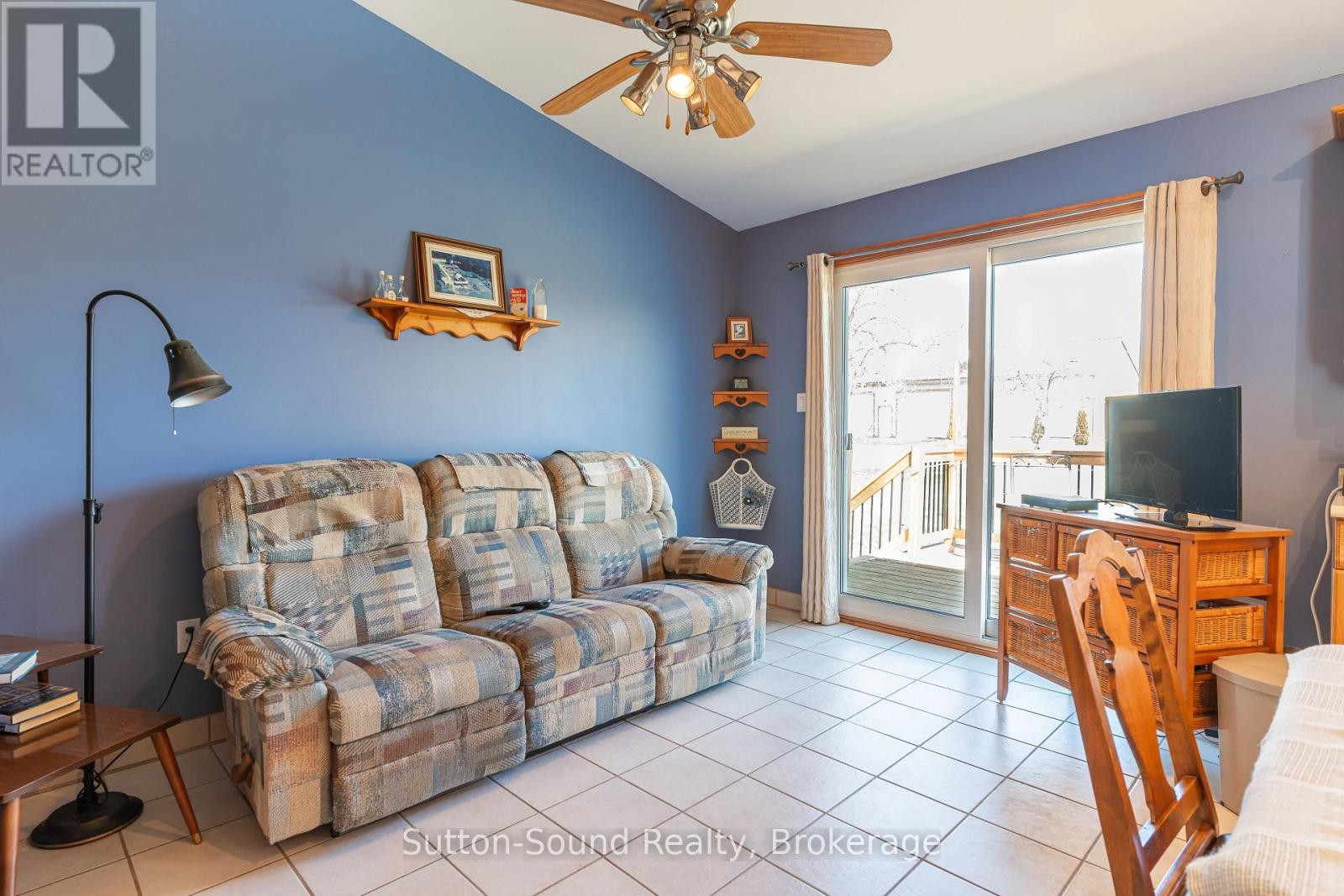 












442513 21 CONCESSION

,
Georgian Bluffs,




Ontario
N0H2T0

