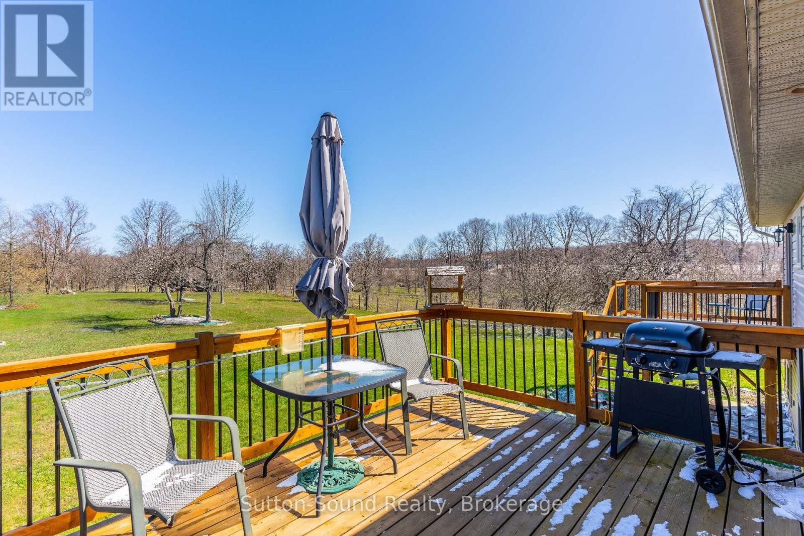 












442513 21 CONCESSION

,
Georgian Bluffs,




Ontario
N0H2T0

