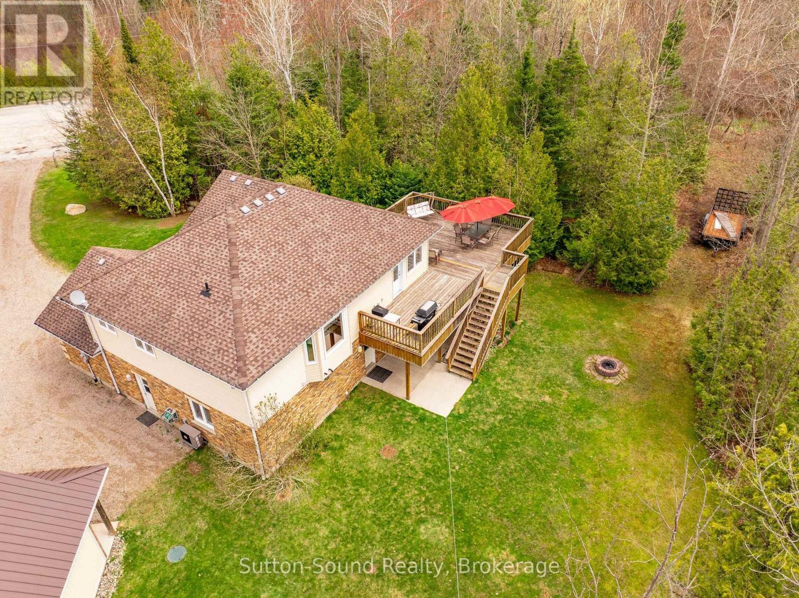 












98 BIRCH STREET

,
South Bruce Peninsula,




Ontario
N0H2G0

