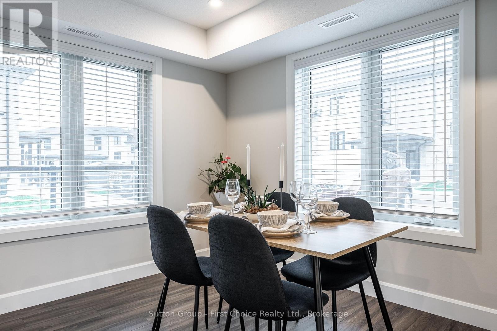 












9 - 3202 VIVIAN LINE 37

,
Stratford,




Ontario
N5A0K6

