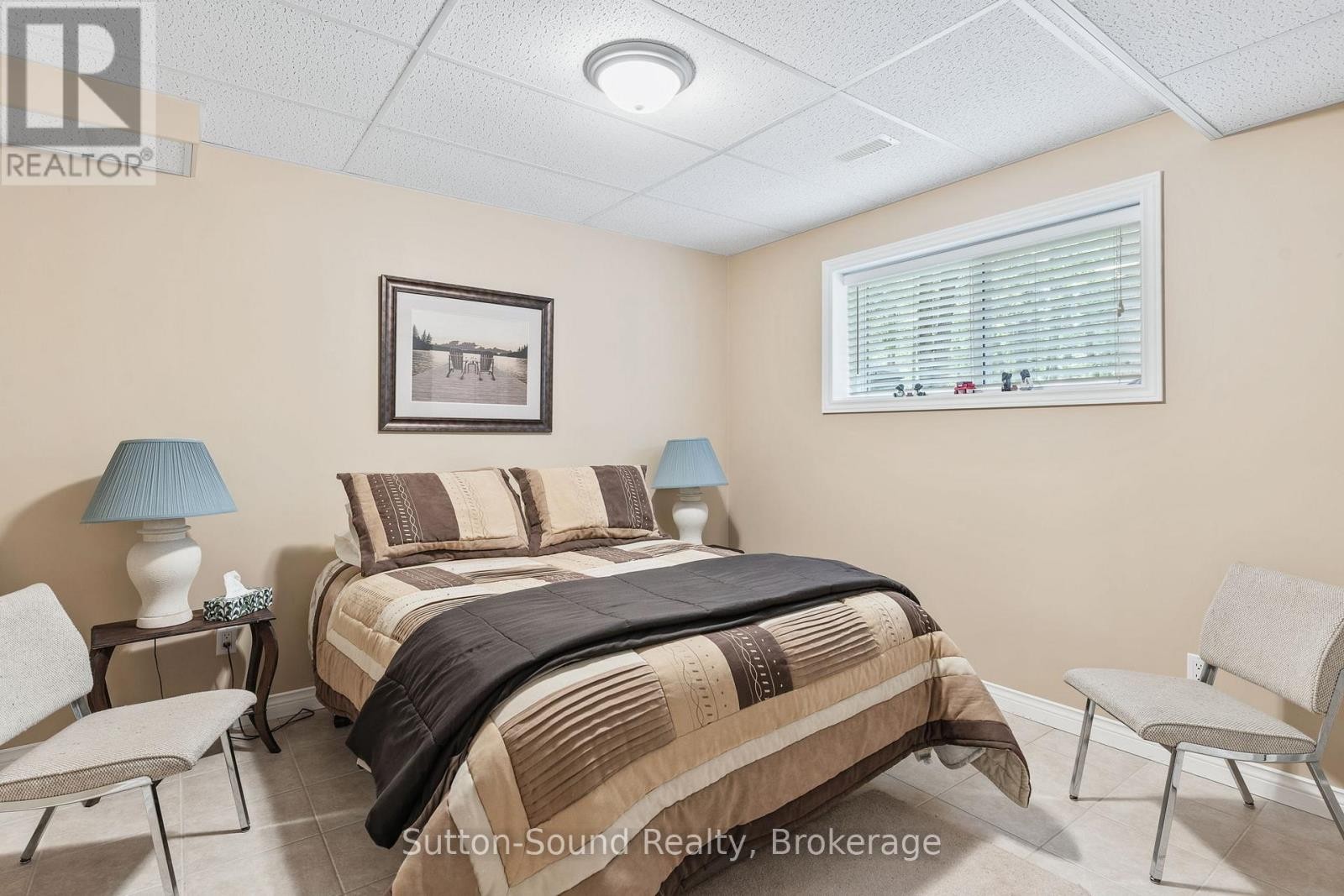 












1215 SUNSET DRIVE

,
South Bruce Peninsula,




Ontario
N0H1X0

