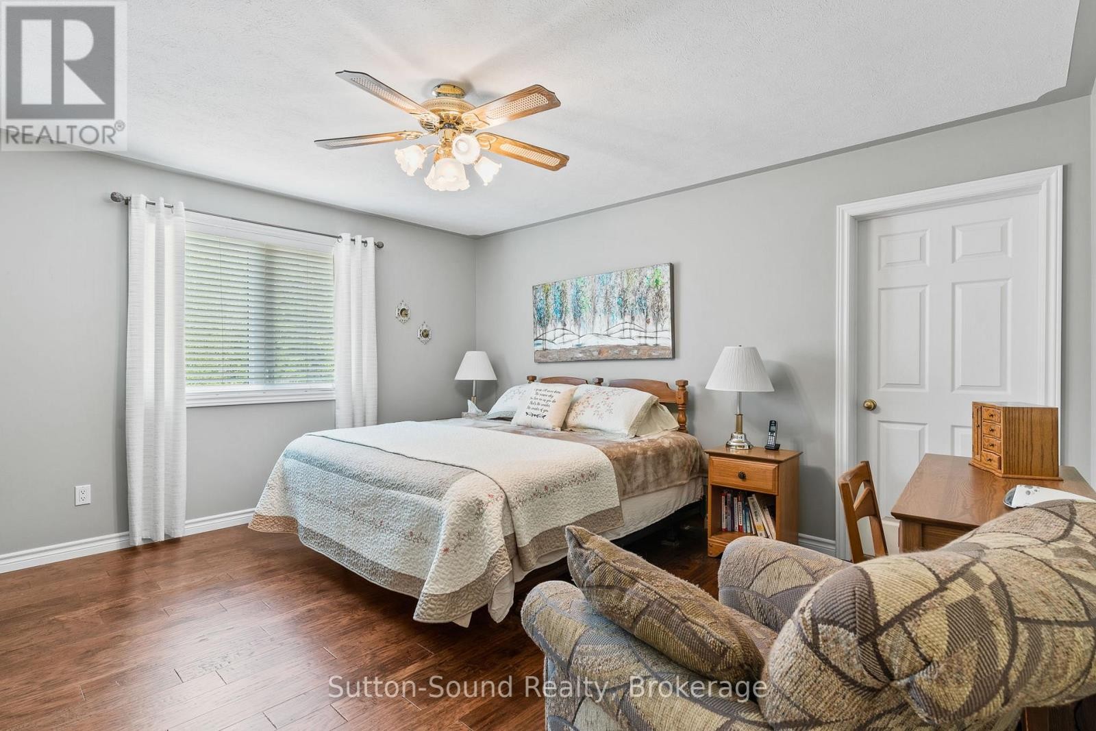 












1215 SUNSET DRIVE

,
South Bruce Peninsula,




Ontario
N0H1X0

