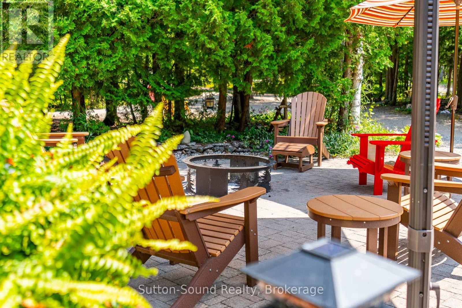 












1215 SUNSET DRIVE

,
South Bruce Peninsula,




Ontario
N0H1X0


