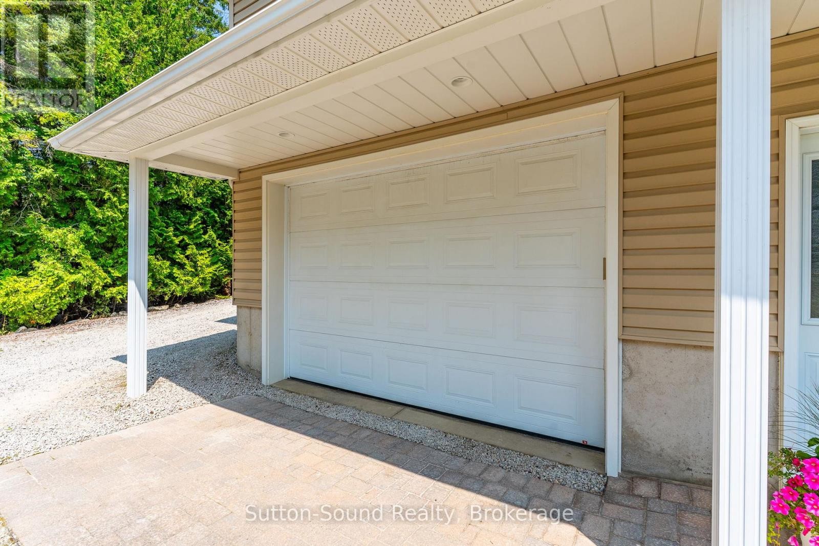 












1215 SUNSET DRIVE

,
South Bruce Peninsula,




Ontario
N0H1X0

