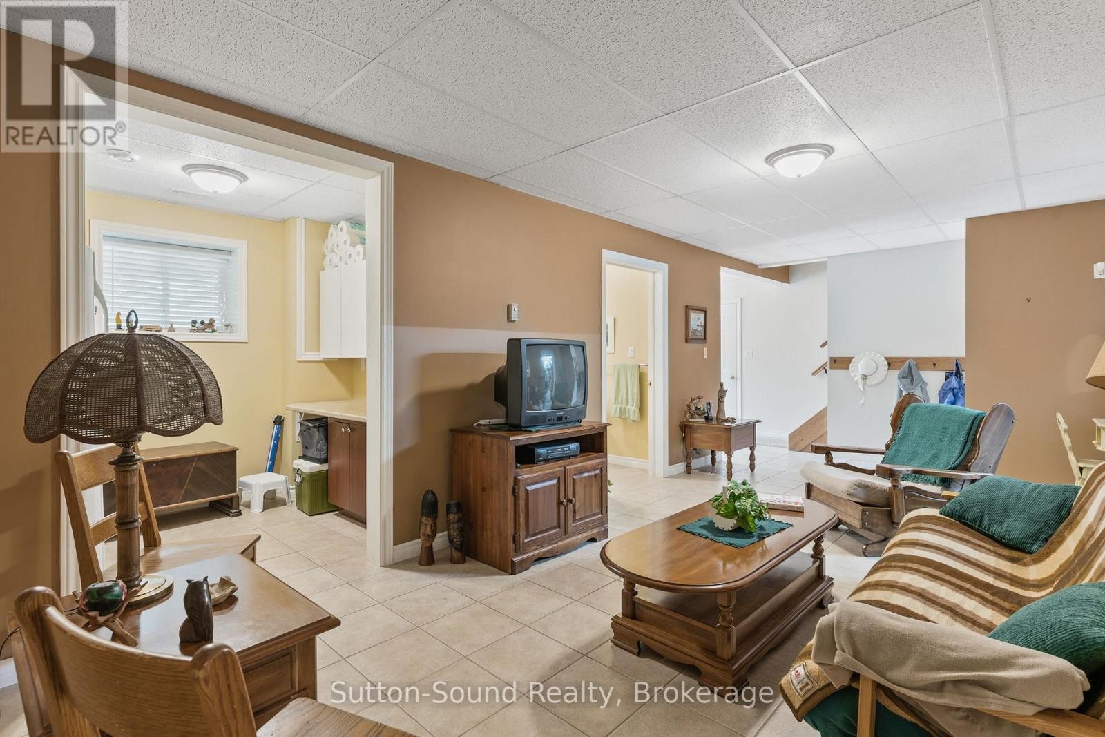 












1215 SUNSET DRIVE

,
South Bruce Peninsula,




Ontario
N0H1X0

