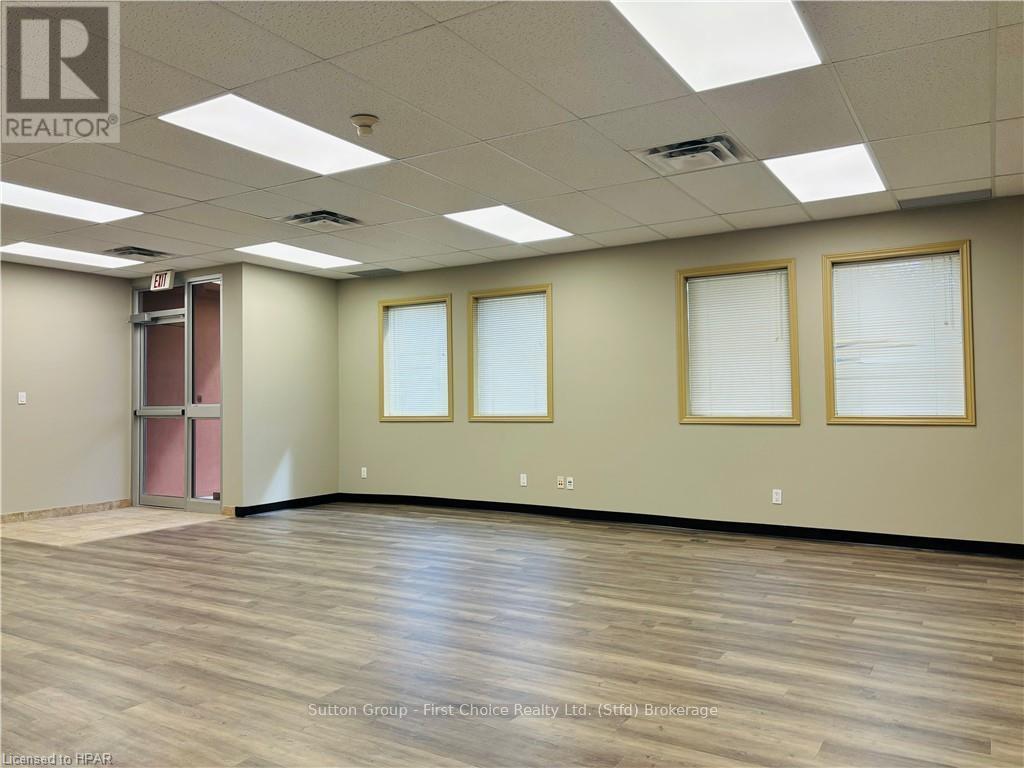 












154 DOWNIE STREET

,
Stratford,




Ontario
N5A1X2

