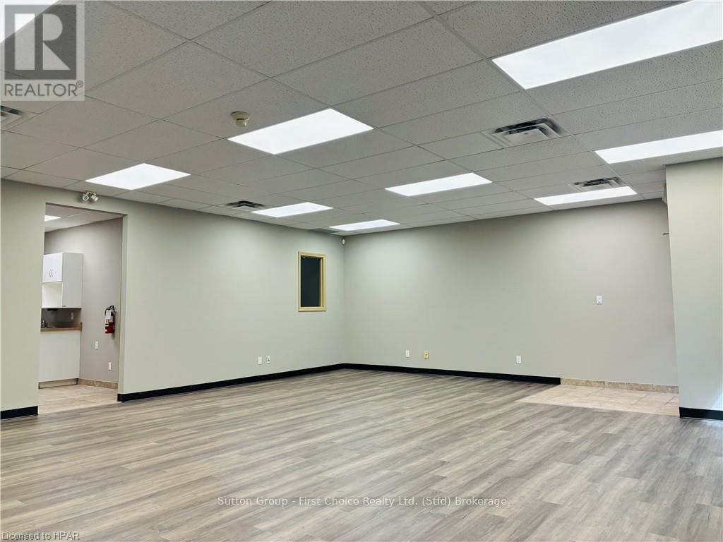












154 DOWNIE STREET

,
Stratford,




Ontario
N5A1X2

