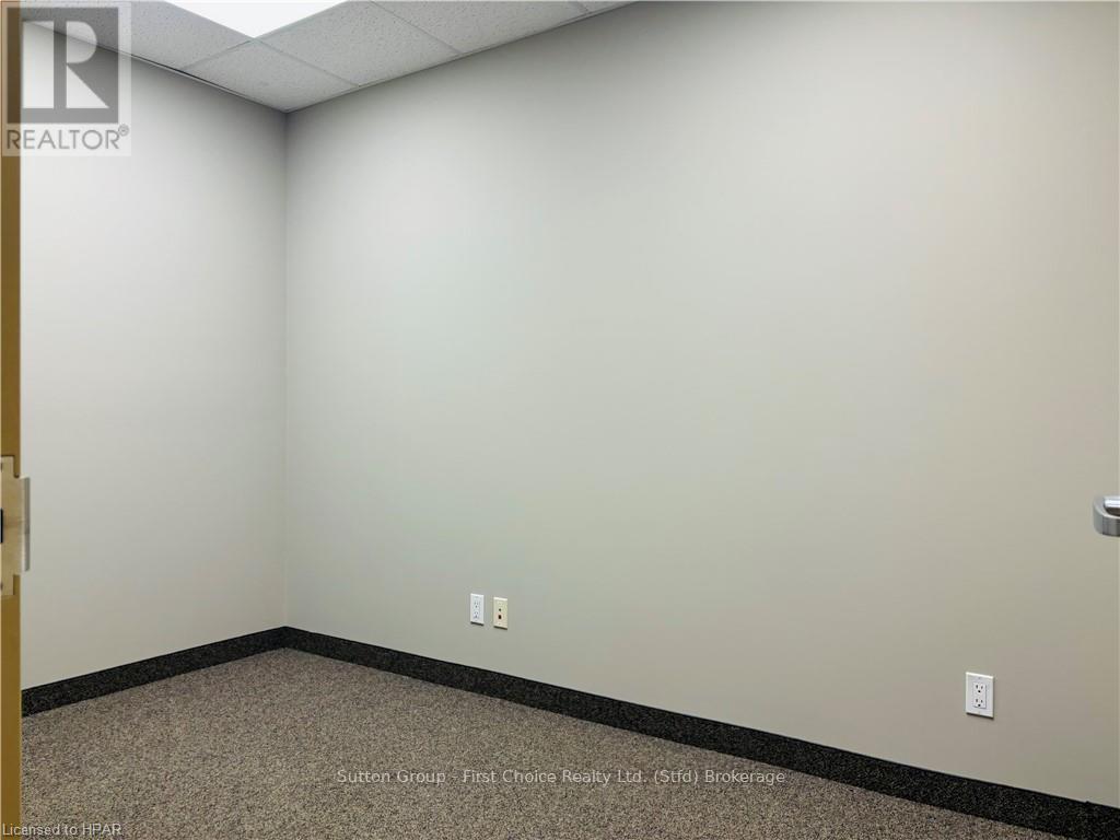 












154 DOWNIE STREET

,
Stratford,




Ontario
N5A1X2

