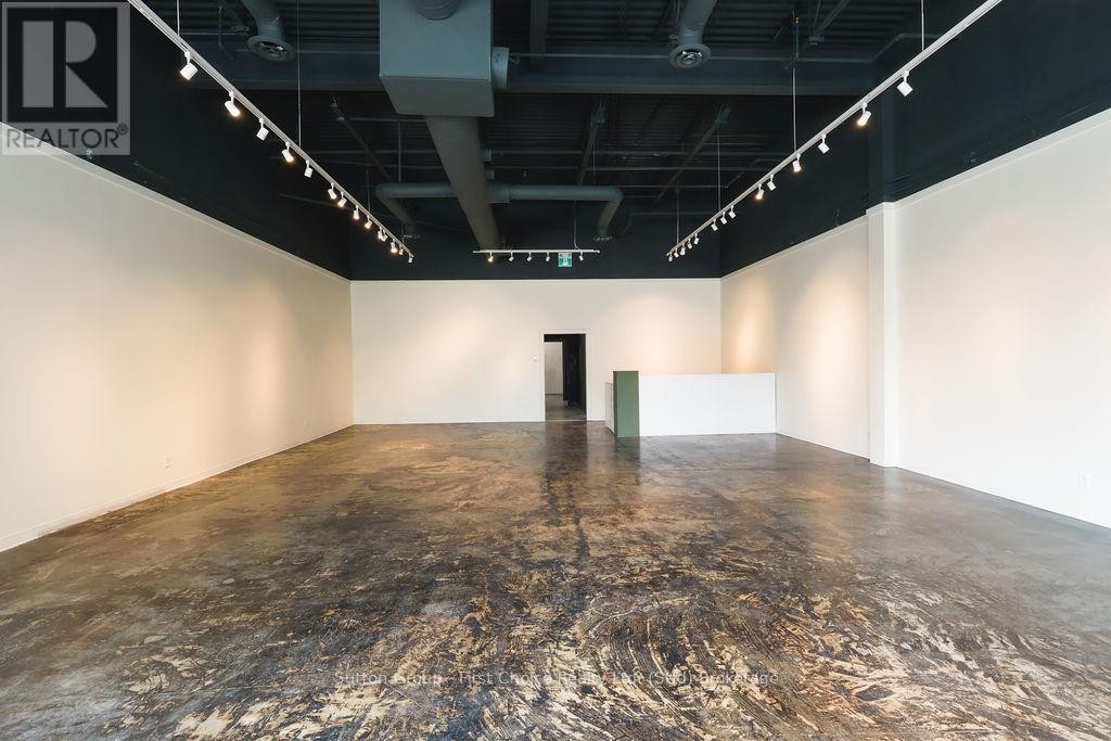 












73 ALBERT STREET

,
Stratford,




Ontario
N5A3K2

