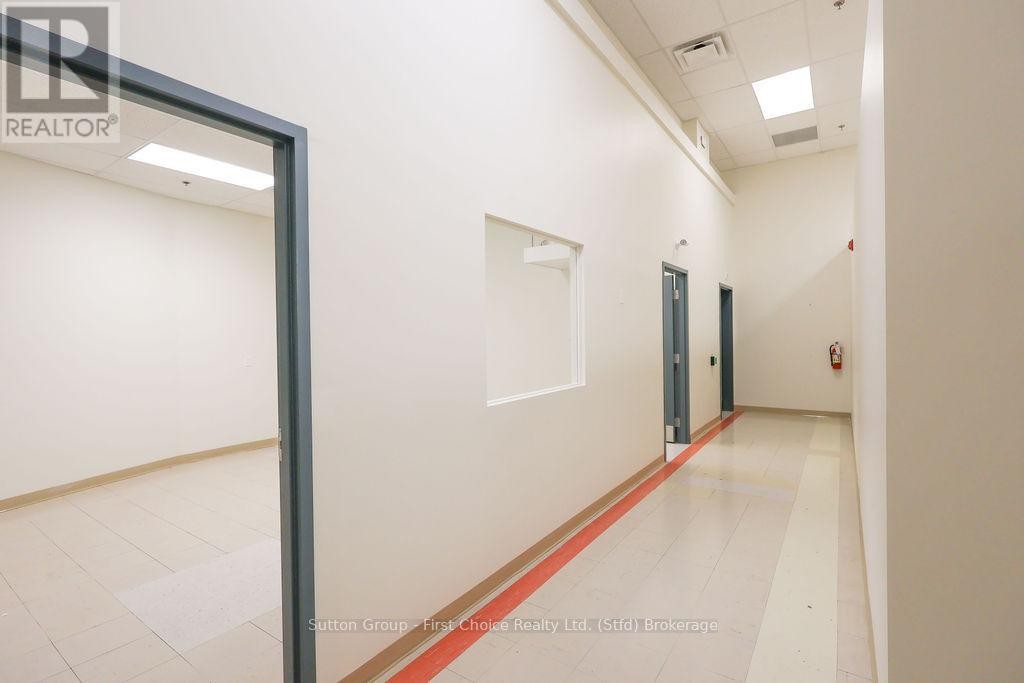 












B - 65 ALBERT STREET

,
Stratford,




Ontario
N5A3K2

