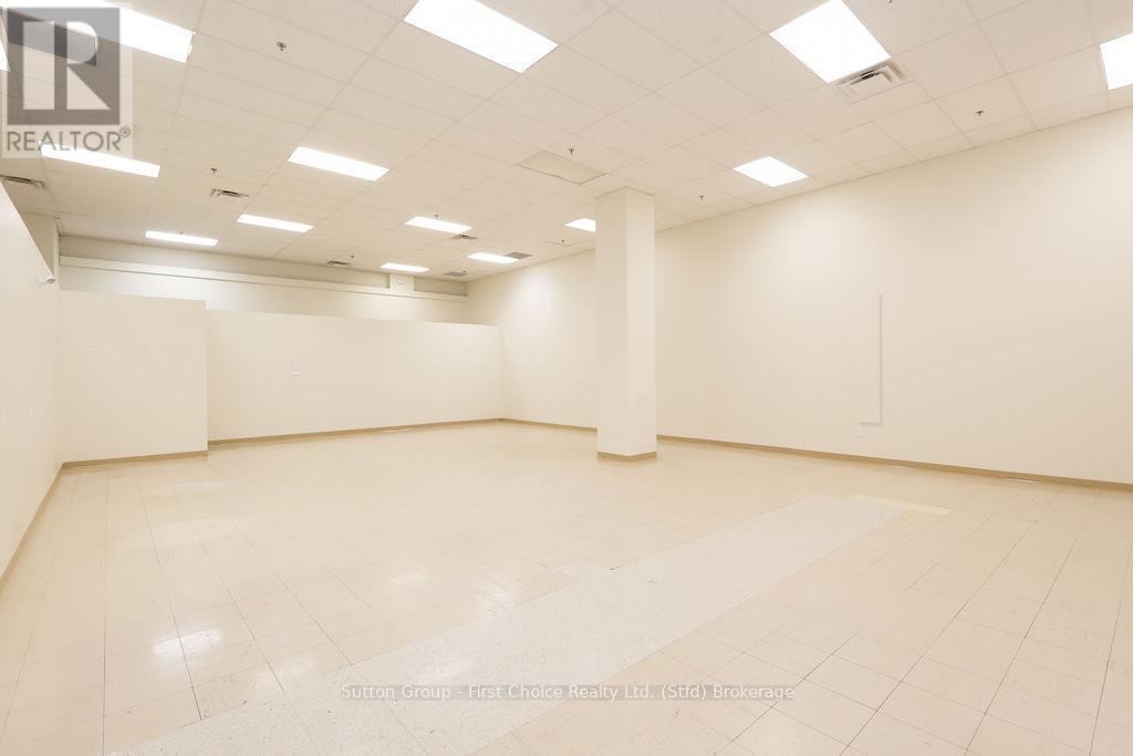 












B - 65 ALBERT STREET

,
Stratford,




Ontario
N5A3K2

