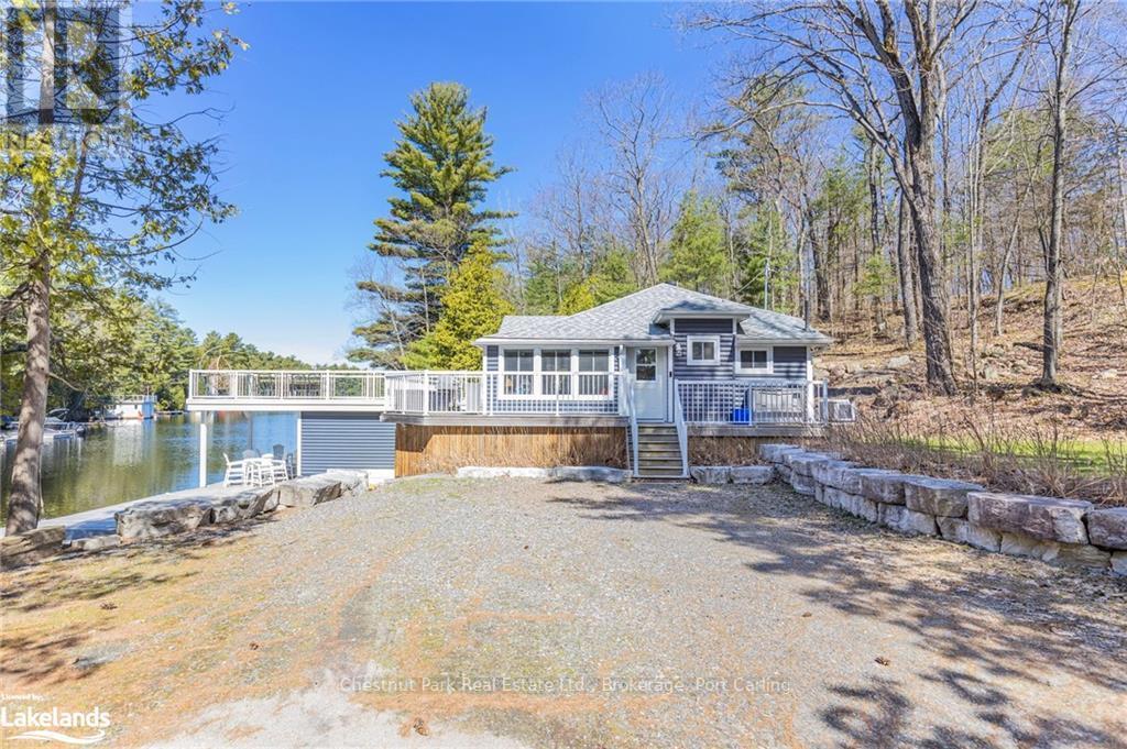 












1017 DARK BAY ROAD

,
Muskoka Lakes (Wood (Muskoka Lakes)),




Ontario
P0C1A0

