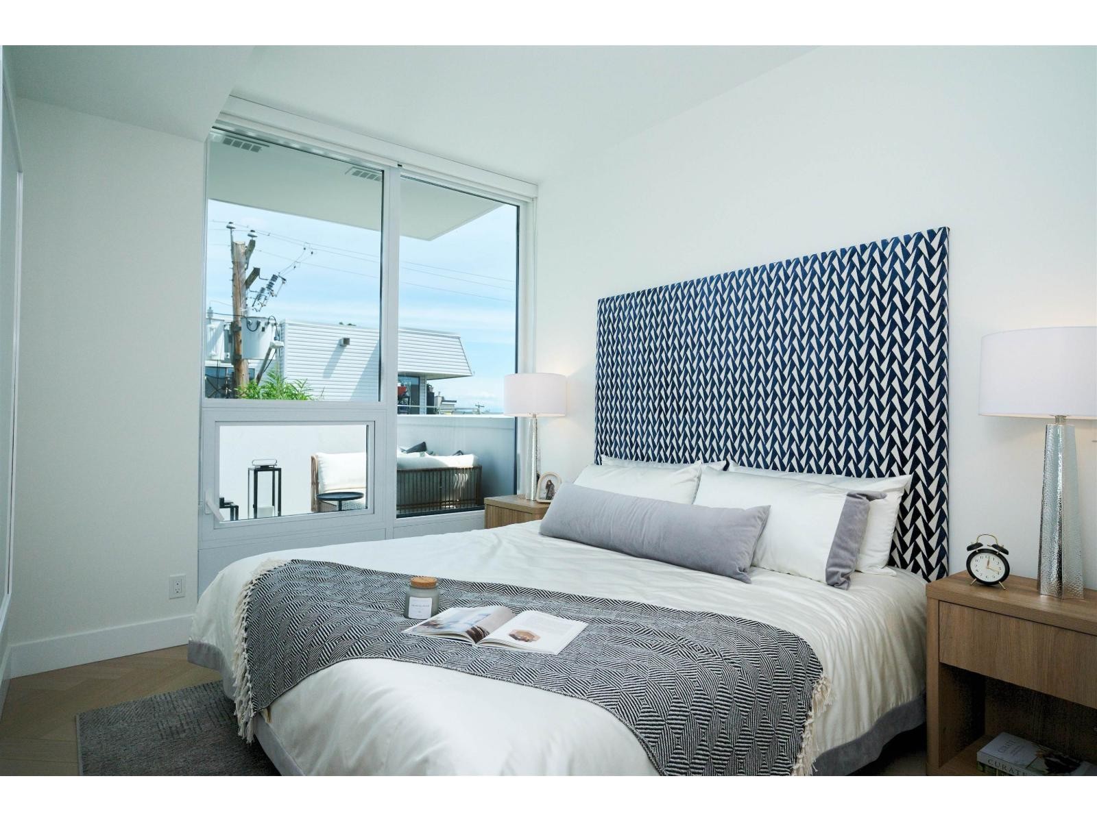 












208 1342 JOHNSTON ROAD

,
White Rock,




British Columbia
V4B0C7

